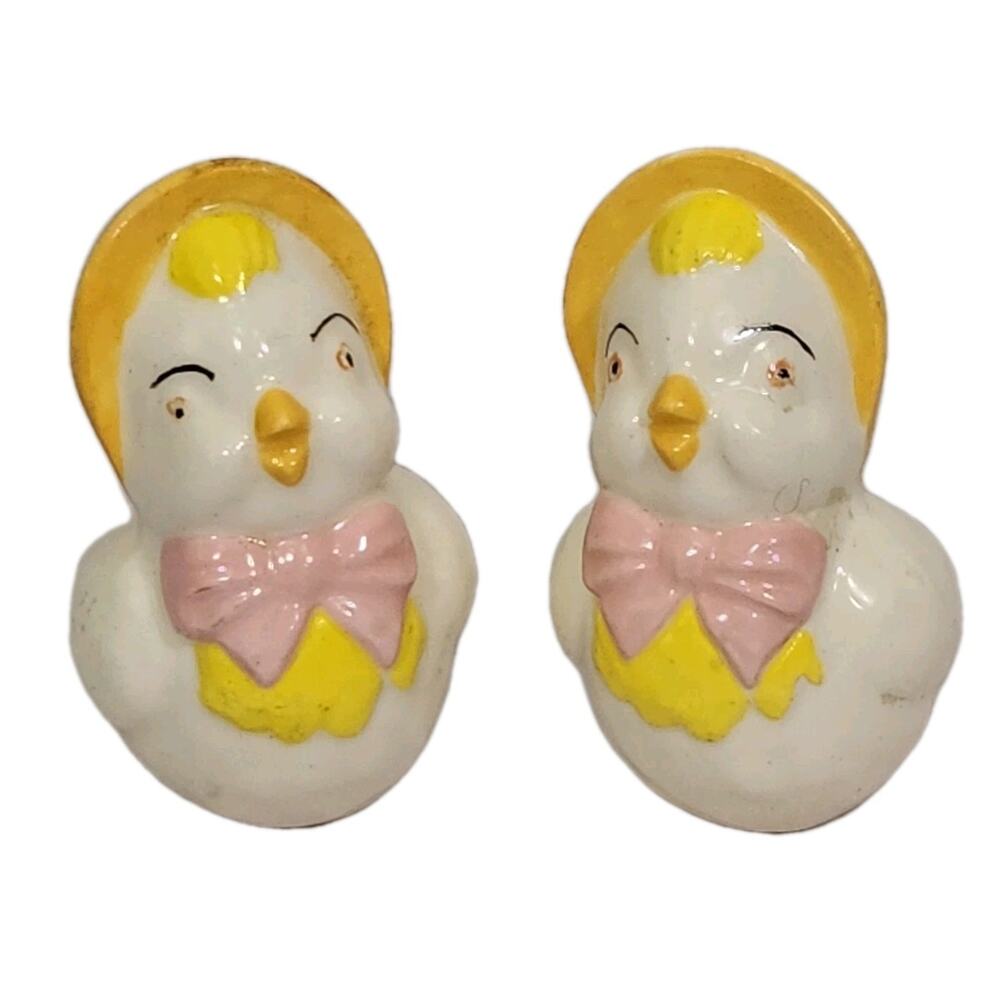 Vtg Anthropomorphic Mini Baby Chicks Figures Cottage Decor Grandma Chicken Bird